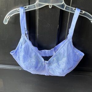 Wacoal Lace Underwire Bra in Light Purple